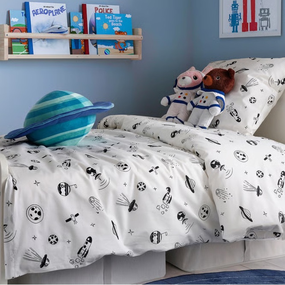 Space Print White Duvet Cover Set - Twin Size